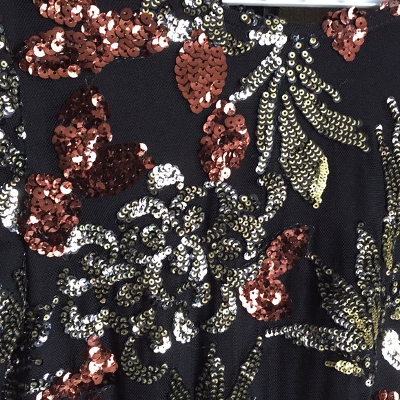 Sparkly open back dress - Picture 3 of 5